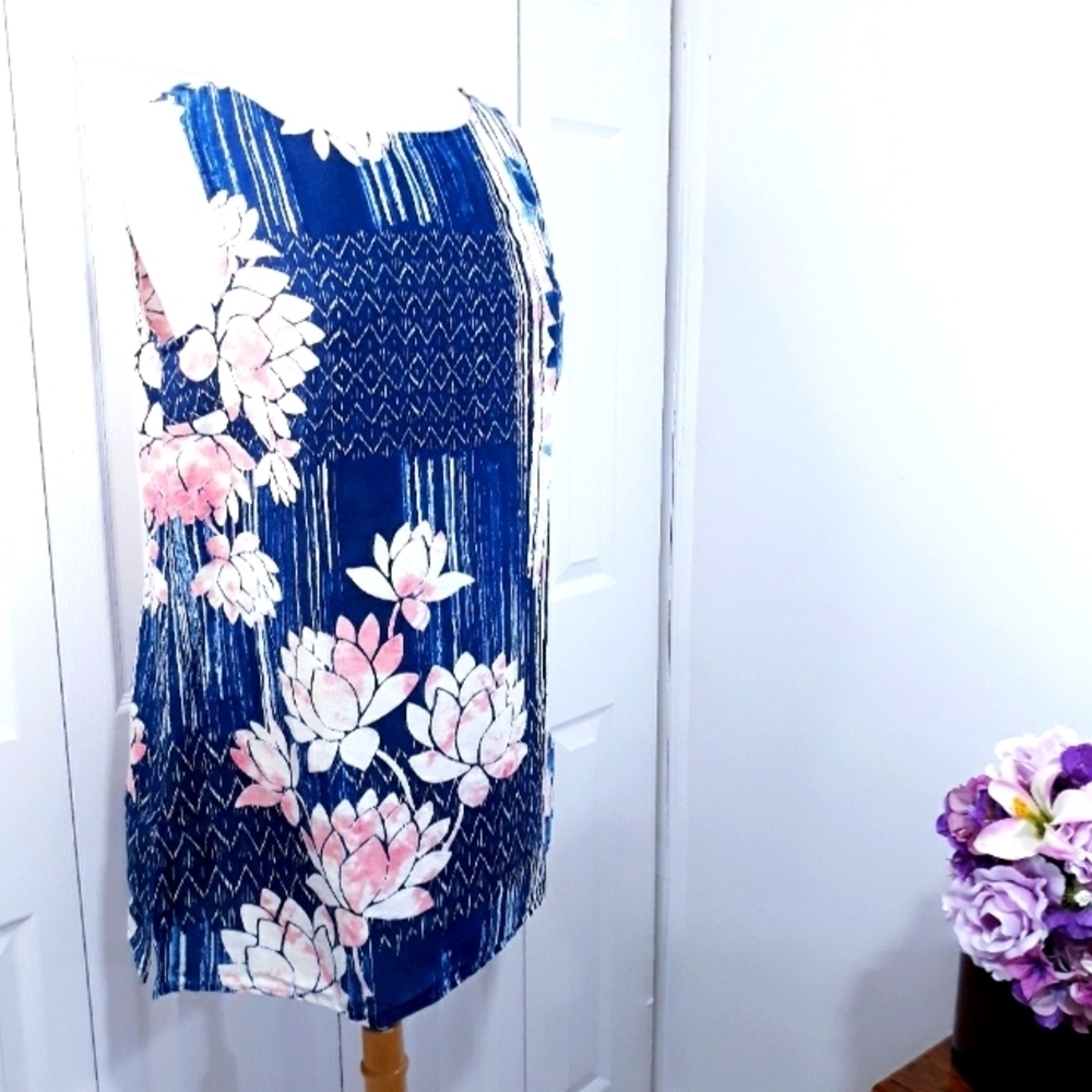 J.Jill Pure Jill 100% Linen sleeveless Floral Blue and Pink Top Size Medium